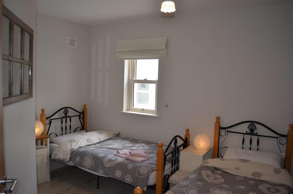 Galway Coast Cottages Barna  Eksteriør bilde